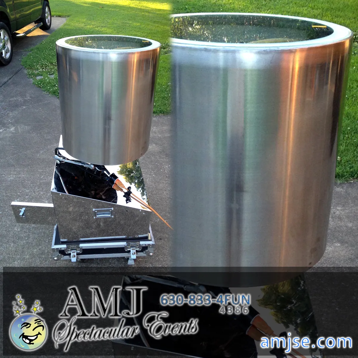 AMJ Spectacular Events search light beaming into the Chicago night sky with red carpet setup