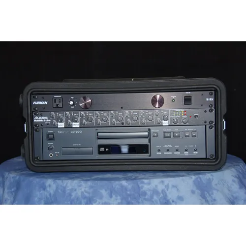CD, iPod and MP3 stereo system with microphone rental for Chicago events from AMJ Spectacular Events