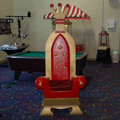 Red and gold Celebration Throne rental for Santa and birthday photos in Chicago