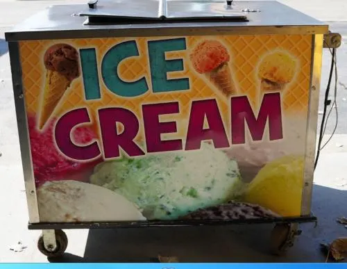 Good Humor ice cream push cart rental keeping frozen treats cold for a Chicago event
